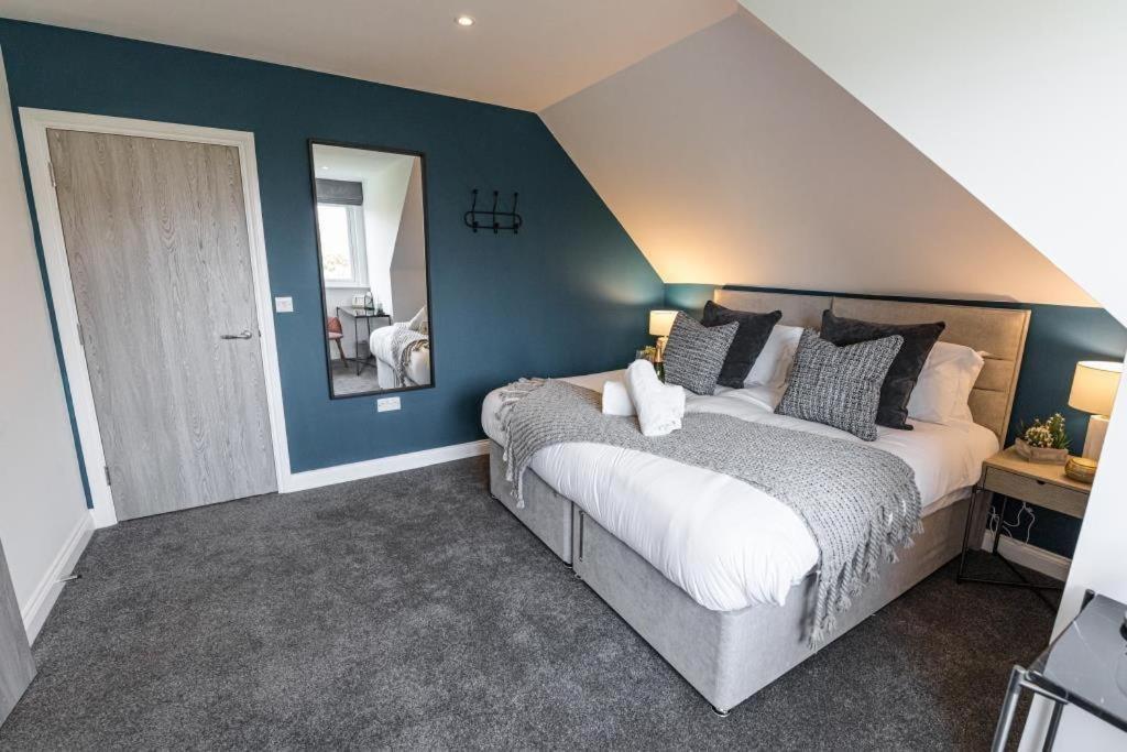 Bournecoast - Stylish Flat With Balcony - Sea Views - 10 Min Walk To Beach - Parking - Wifi - Fm8407 Bournemouth Exteriér fotografie