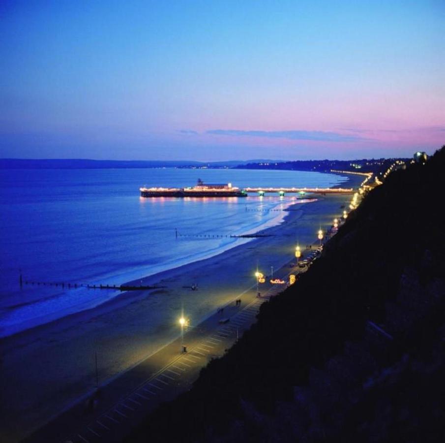 Bournecoast - Stylish Flat With Balcony - Sea Views - 10 Min Walk To Beach - Parking - Wifi - Fm8407 Bournemouth Exteriér fotografie
